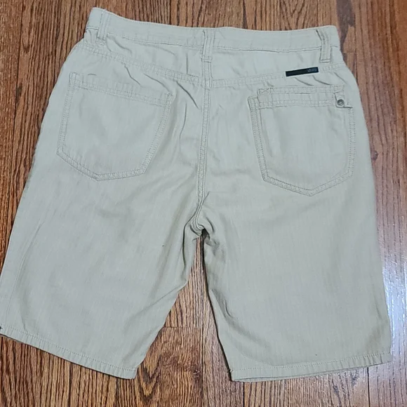 Vans shorts - Picture 6 of 7